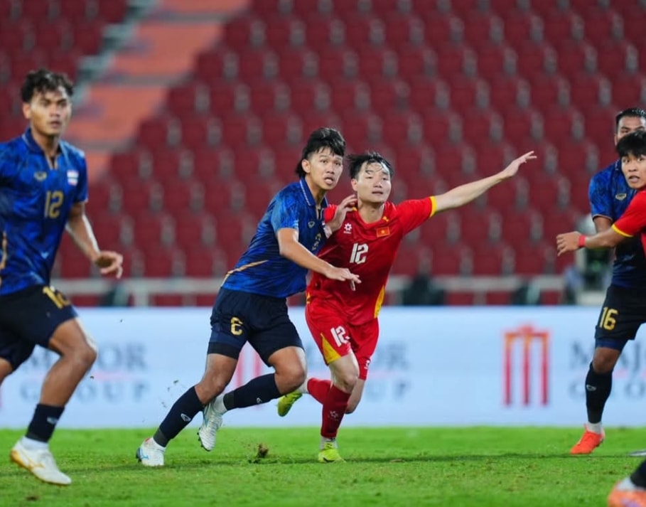 U22 Thái Lan thất thủ ngay trên sân nhà.