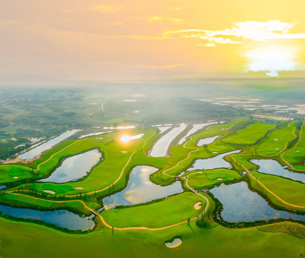 Toàn cảnh Vinpearl Golf Léman từ trên cao