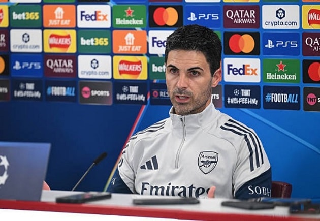 Arteta thở phào khi Gabriel bắt đầu tập luyện trở lại.