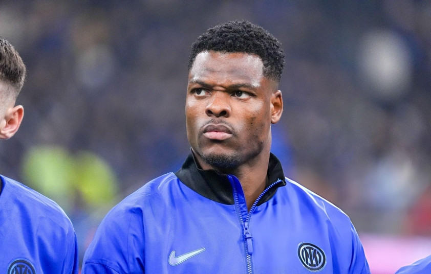 Hậu vệ Denzel Dumfries của Inter Milan trong tầm ngắm của Man Utd