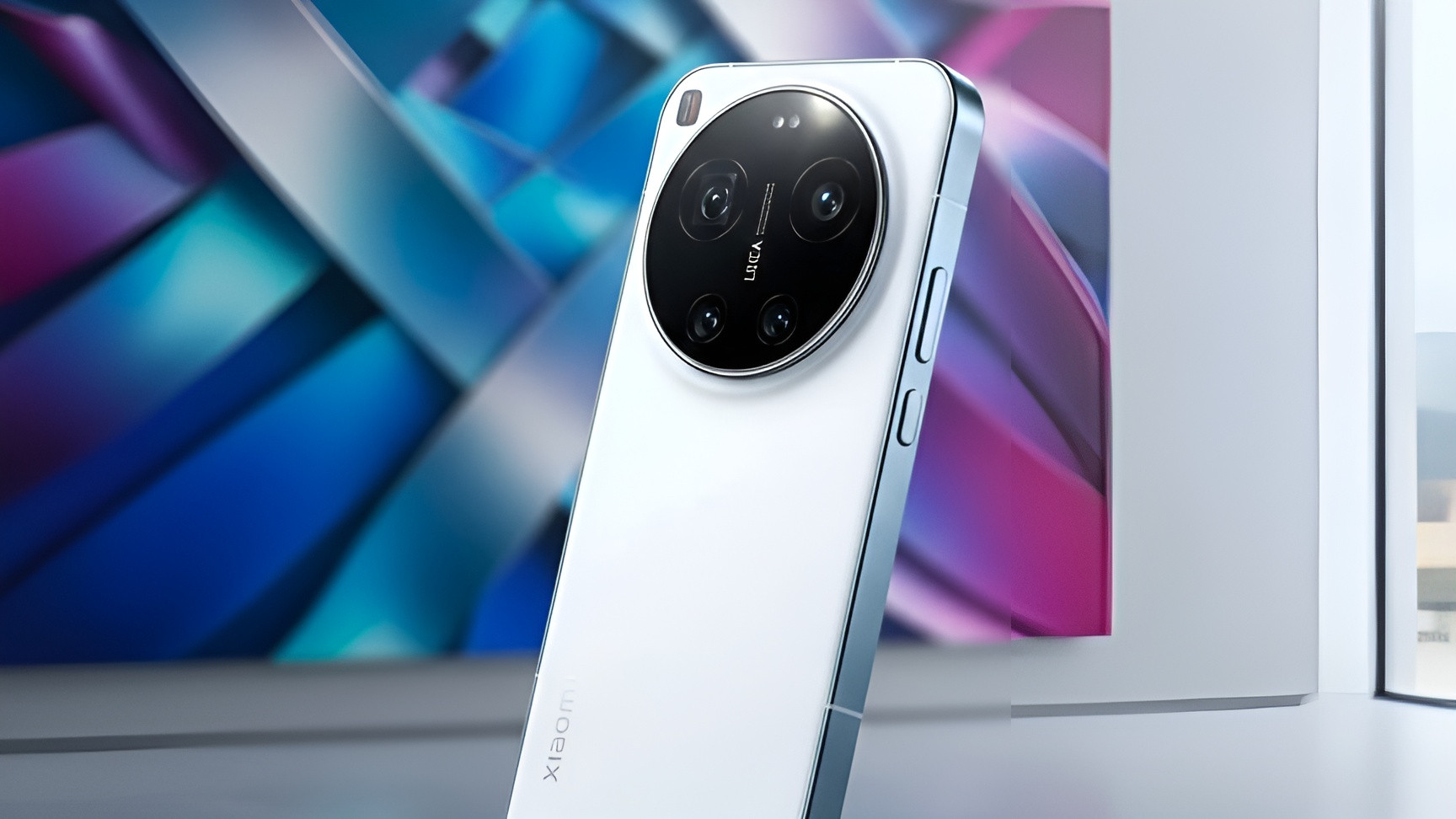 Một ảnh chụp màn hình bị rò rỉ xác nhận tính năng zoom quang học liên tục trên Xiaomi 17 Ultra.