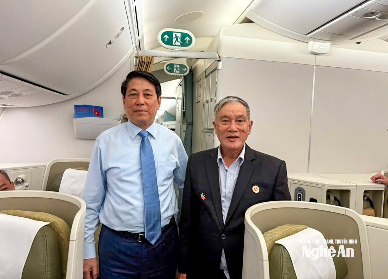 Ông Hoàng Văn Nam cùng chủ tịch nước Lương Cường trong chuyến thăm và giao lưu cựu chiến binh Việt Nam - Hoa Kỳ tại New York