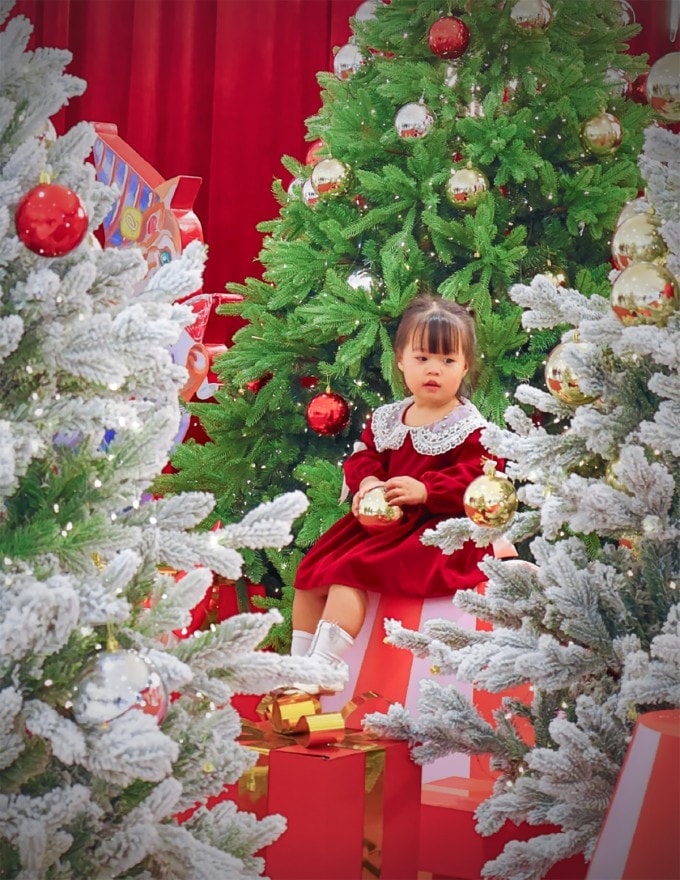 Khu vui chơi Giáng sinh cho trẻ em tại trung tâm thương mại
