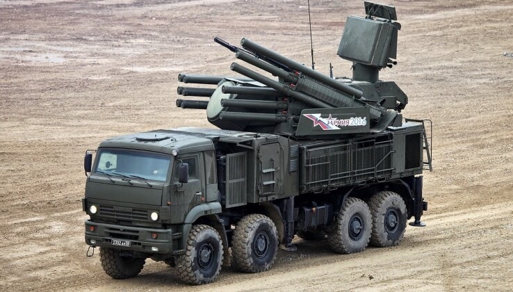 Xe phóng thuộc hệ thống S-400 trong biên chế Nga