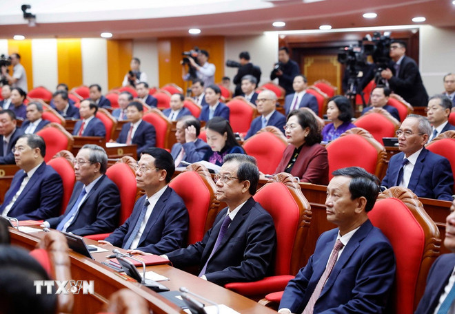Các đại biểu dự phiên bế mạc Hội nghị lần thứ 15 Ban Chấp hành Trung ương khóa XIII. (Ảnh: Thống Nhất/TTXVN) ttxvn-be-mac-hoi-nghi-lan-thu-15-ban-chap-hanh-trung-uong-khoa-xiii-3.jpg