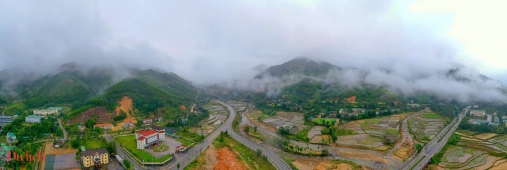 Ruộng bậc thang Sơn Tây Thượng mùa nước đổ