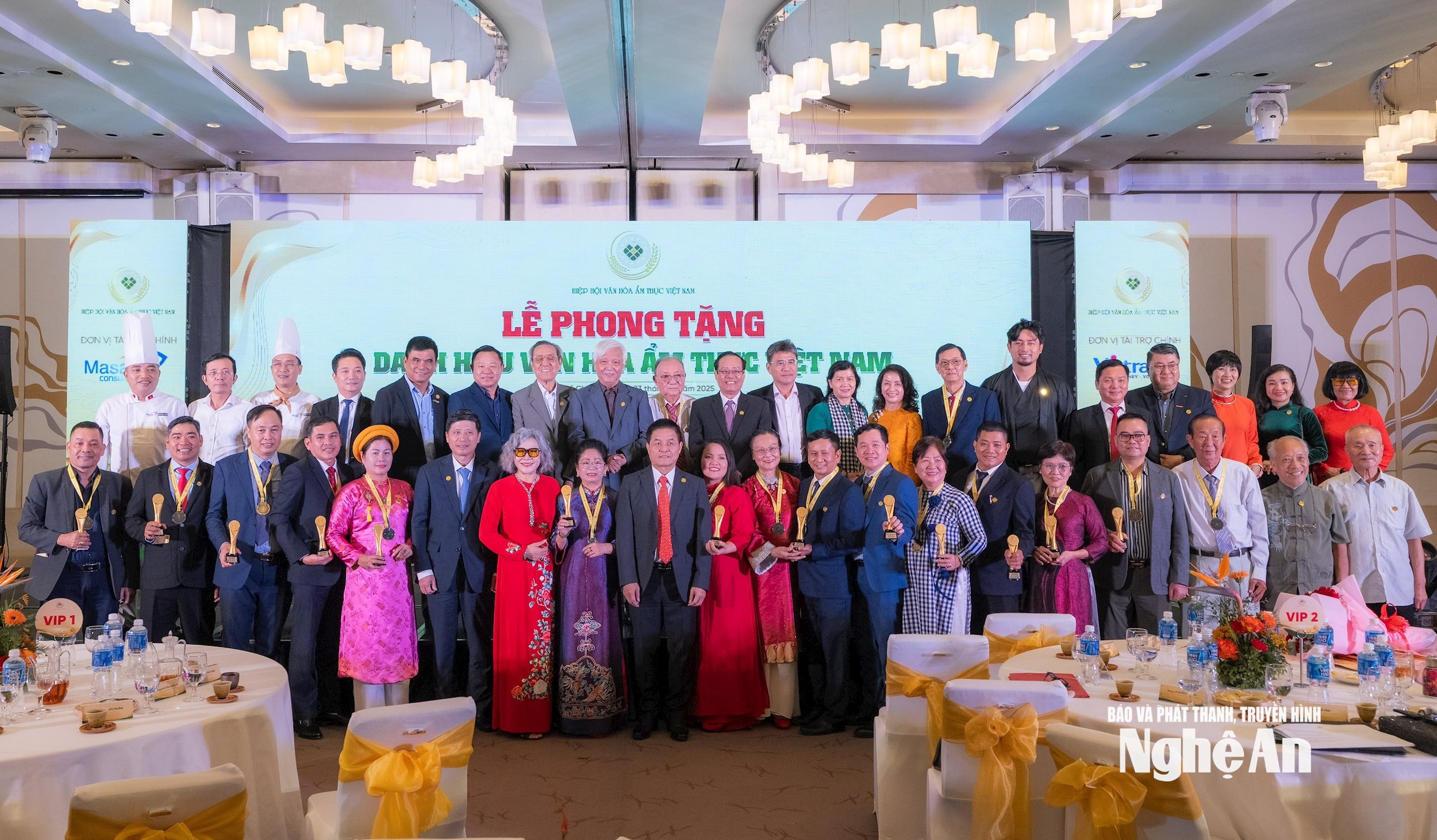 2_Lễ Phong tặng Danh hiệu Văn hóa Ẩm thực Việt Nam được diễn ra tại khách sạn Le Méridien Sài Gòn