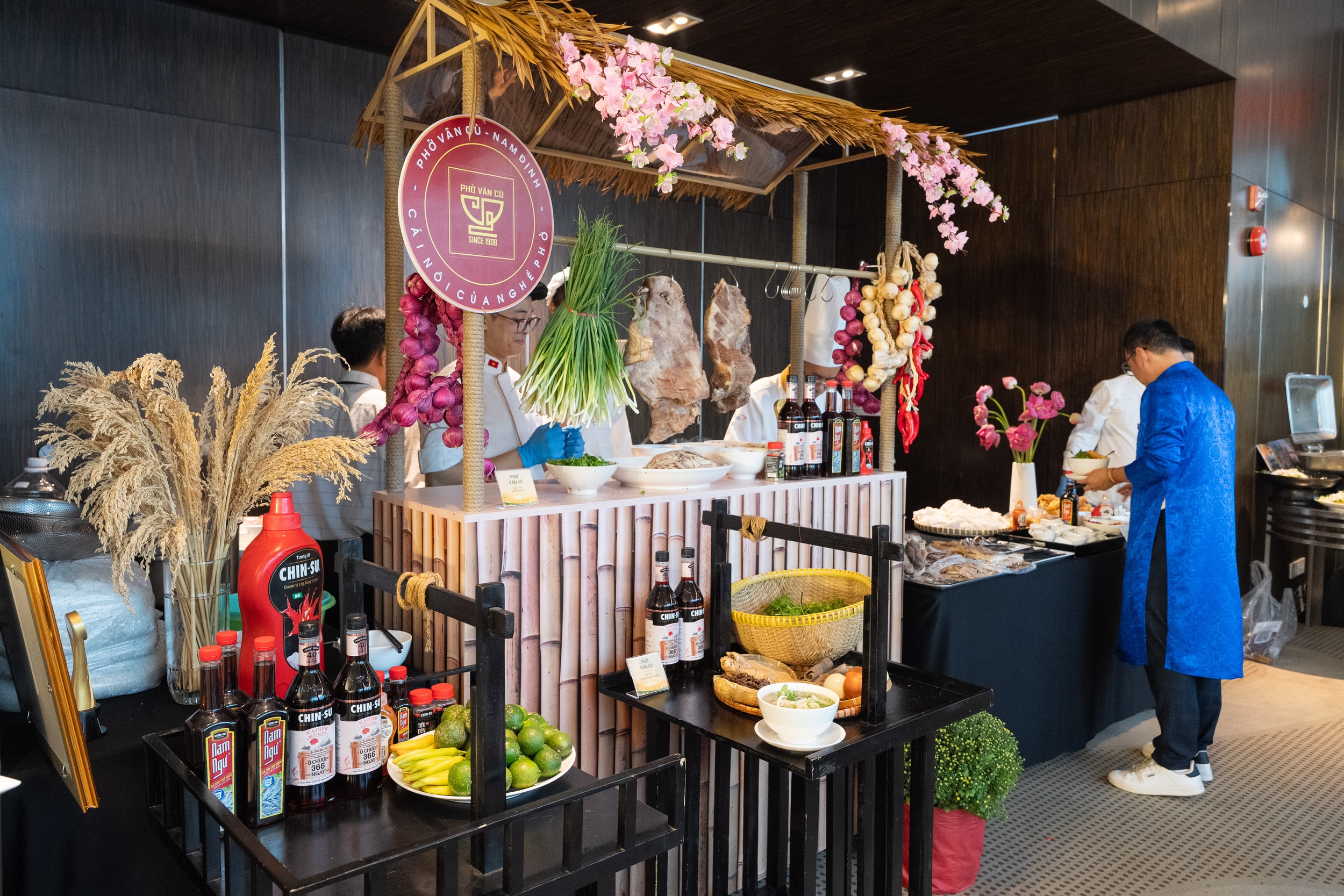 5_Phở Vân Cù mang đến trải nghiệm hương vị phở đậm đà tại sự kiện