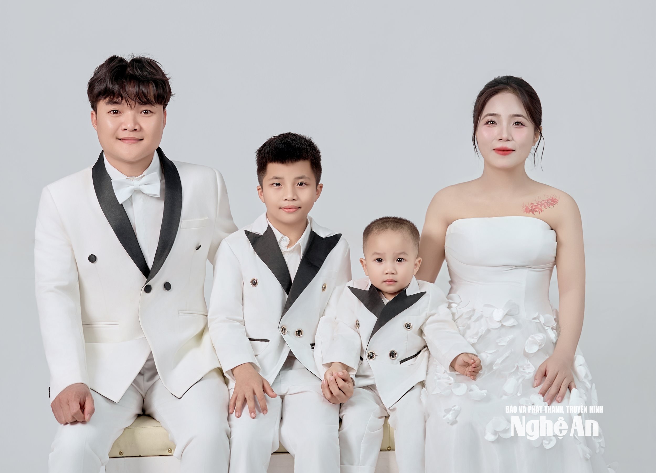 bộ ảnh cưới mà chị Huyền mới thực hiện để chuẩn bị cho sự kiện đám cưới. Ảnh NVCC