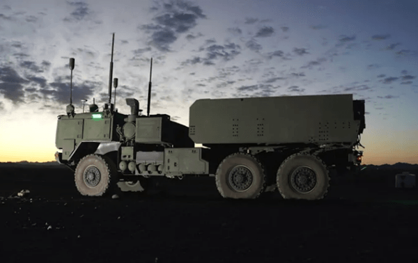 Nguyên mẫu bệ phóng tự hành HIMARS AML