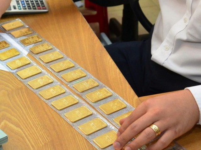 Giá vàng lúc 10h30 hôm nay 25/12/2025: Vàng miếng, vàng nhẫn trong nước cập nhật mới nhất