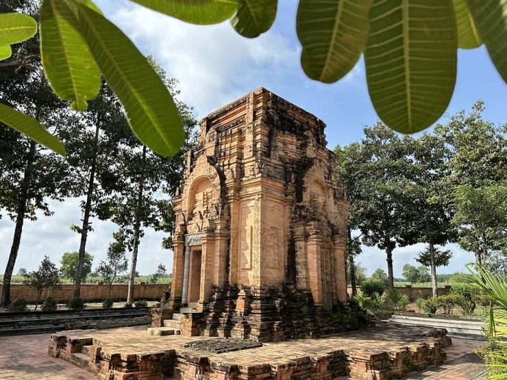 Tháp Chót Mạt được công nhận là Di tích lịch sử – văn hóa quốc gia vào năm 1993.