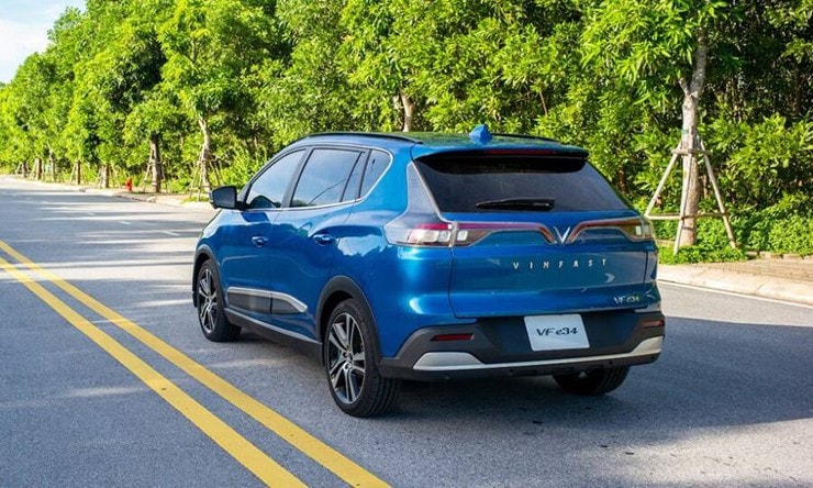 Đuôi xe VinFast VF e34 thiết kế tinh xảo