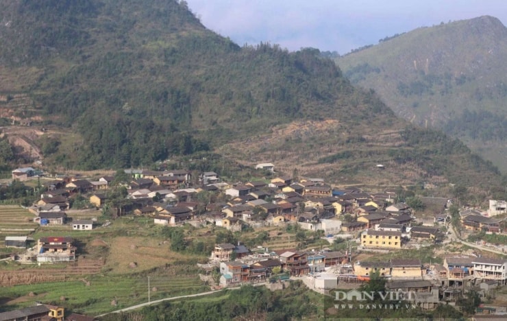 Lô Lô Chải, một trong những điểm đến được nhiều du khách yêu thích, nơi đây cũng là điểm check in hoa anh đào.