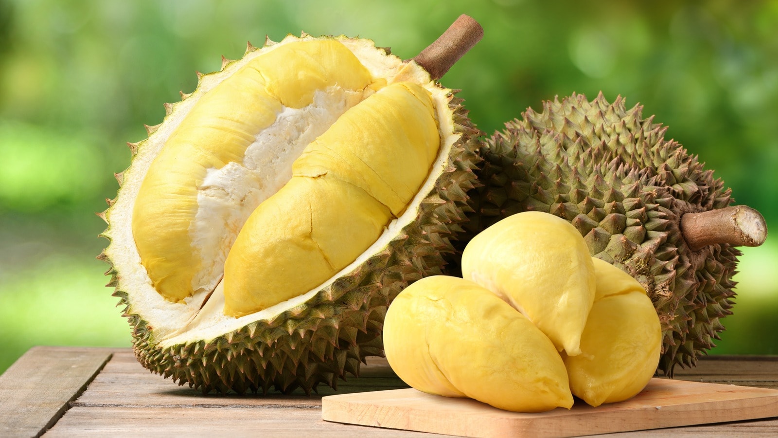 Giá sầu riêng hôm nay 27/12 Sầu riêng Thái đồng loạt chạm mốc 92000 đồng/kg