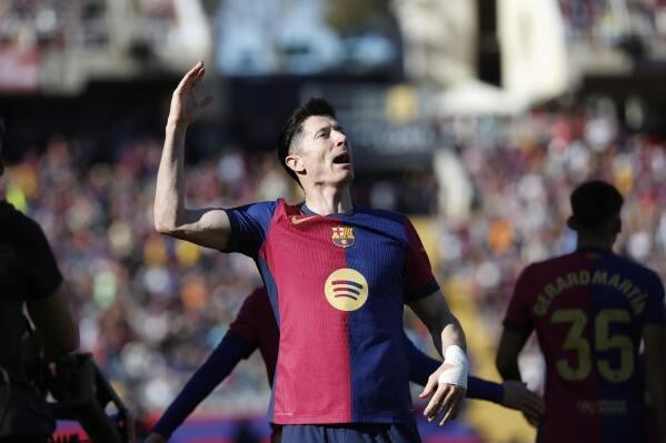Tiền đạo Robert Lewandowski