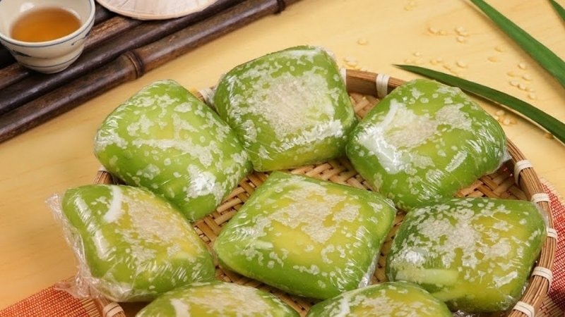 Bánh phu thê hội tụ ngũ hành và tượng trưng cho tình cảm lứa đôi bền chặt, thủy chung
