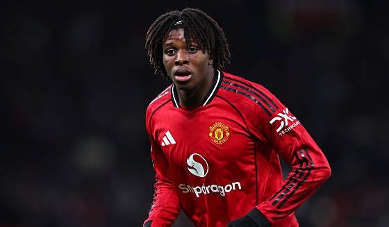 Patrick Dorgu tỏa sáng giúp Manchester United đánh bại Newcastle