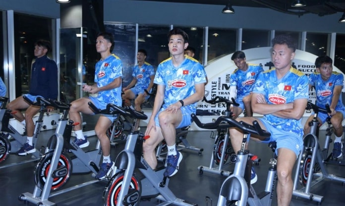 HLV Kim Sang Sik tính toán nhân sự cho VCK U23 châu Á 2026