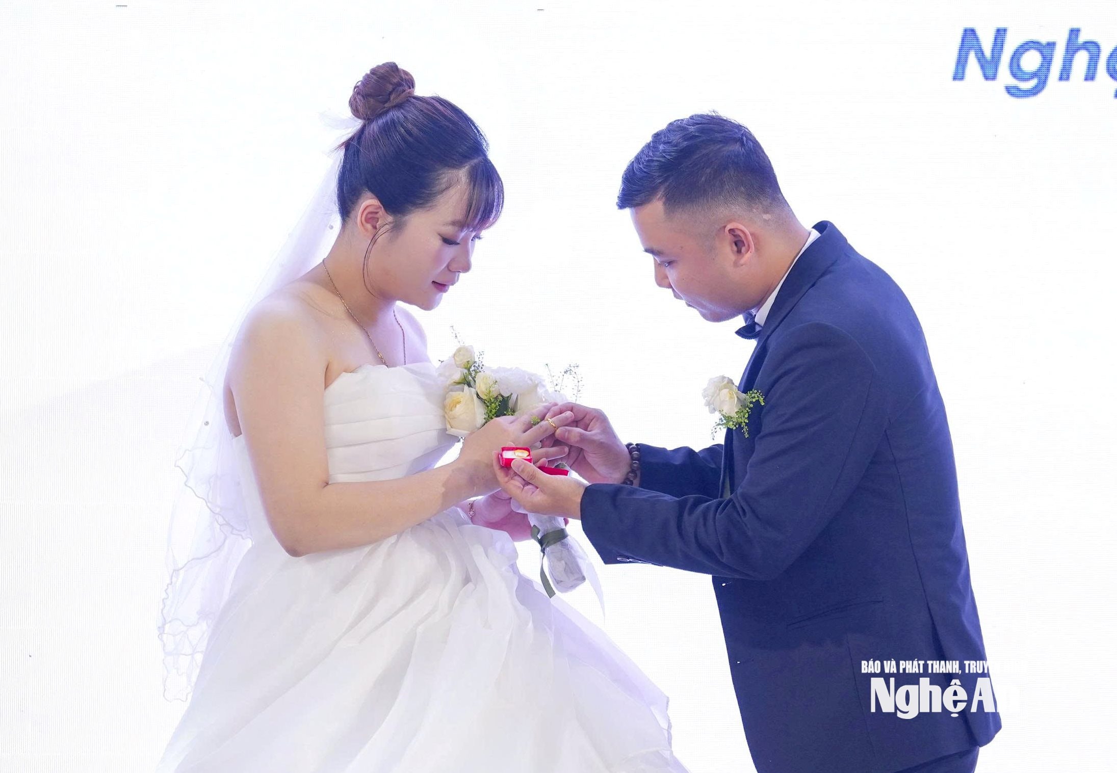 lễ cưới tập thể ảnh Diệp Thanhgen-h-z7373303690268_141b3d54551f2b689a1de9510931b350