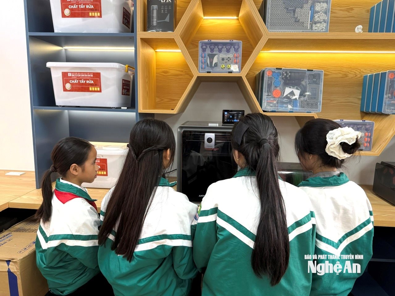 Máy in 3D tại Phòng STEM THCS Thanh Lương