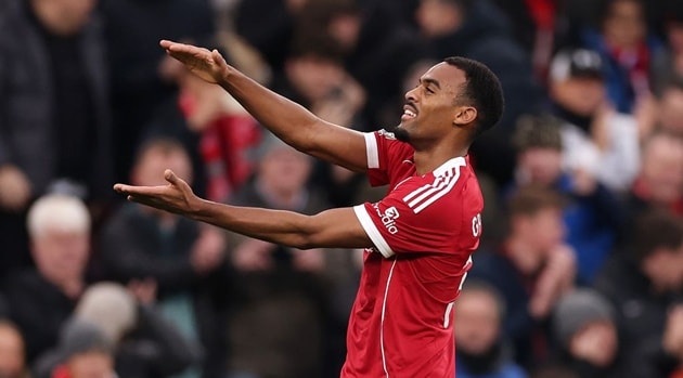 Ryan Gravenberch mở tỷ số cho Liverpool
