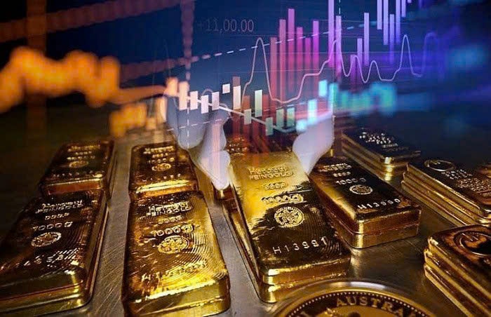 Giá vàng thế giới lập kỷ lục mới trong bối cảnh các ngân hàng trung ương mua ròng mạnh