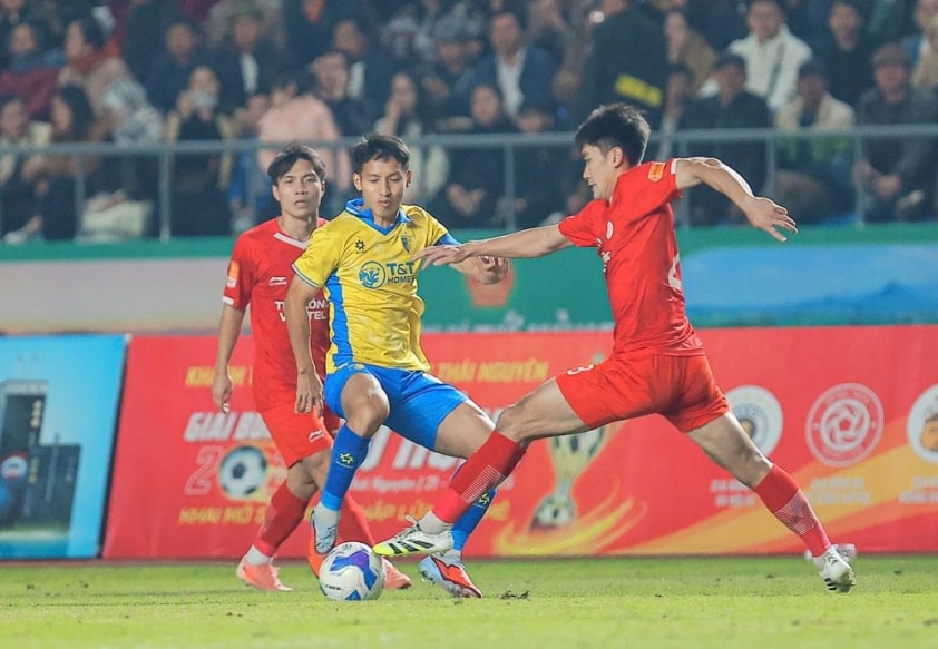 Trận hòa 2-2 giữa Hà Nội FC và Thể Công Viettel