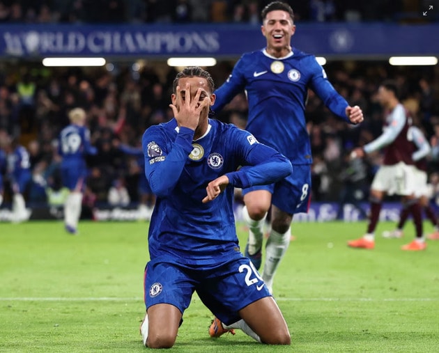 Joao Pedro giúp Chelsea có bàn mở tỷ số trước Aston Villa