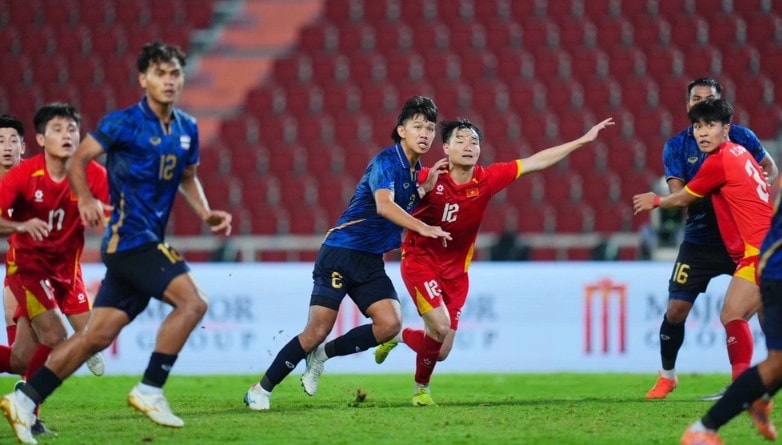 U22 Thái Lan gục ngã trước U22 Việt Nam ở trận chung kết SEA Games 33. Ảnh: Changsuek.