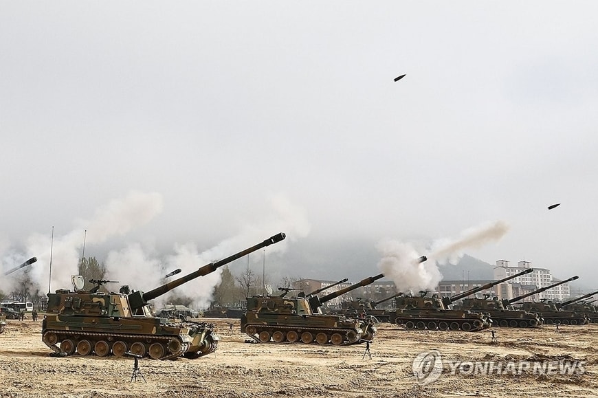 Pháo tự hành K9 của Hàn Quốc trên thao trường