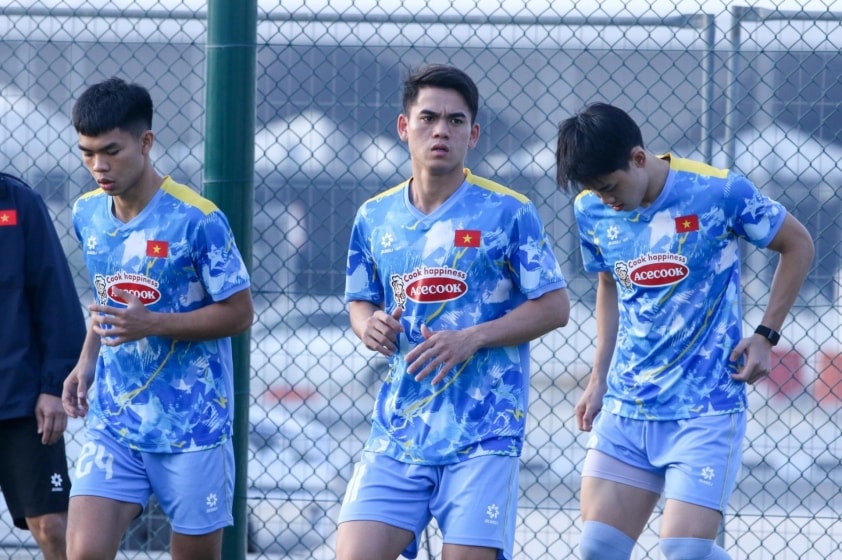 Khuất Văn Khang chia sẻ trước buổi tập ngày 28/12 của U23 Việt Nam