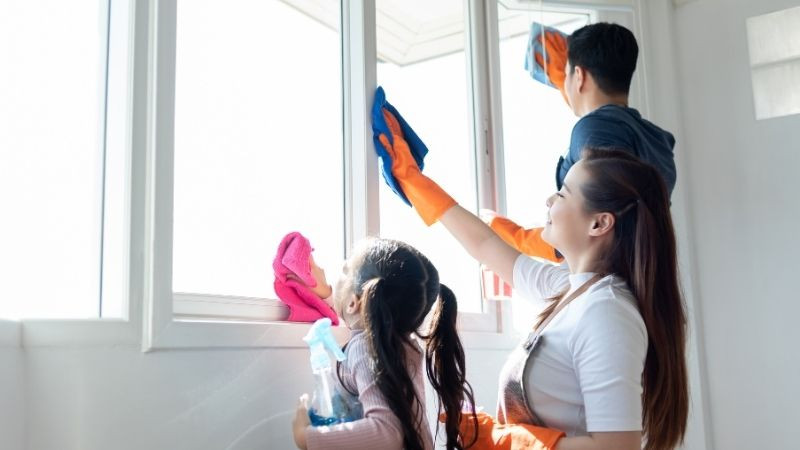 Cùng nhau dọn dẹp nhà cửa đón Tết