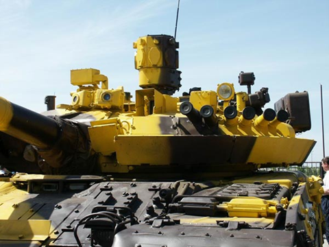 Hệ thống phòng vệ chủ động APS trên xe tăng T-80UM1