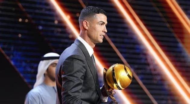 Cristiano Ronaldo nhận giải Cầu thủ xuất sắc nhất Trung Đông tại Globe Soccer Awards 2025