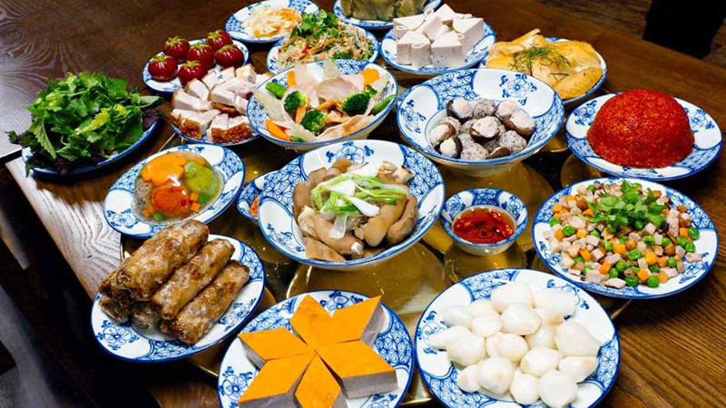 Ý nghĩa sâu sắc của việc cúng đầu năm trong phong thủy và đời sống