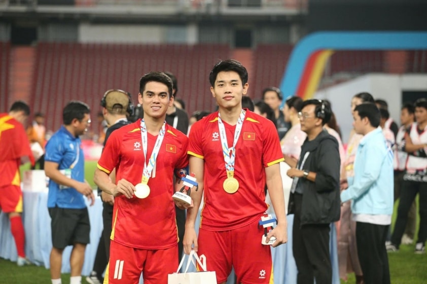 Sự kết hợp giữa Văn Khang và Đình Bắc trên hàng công U23 Việt Nam