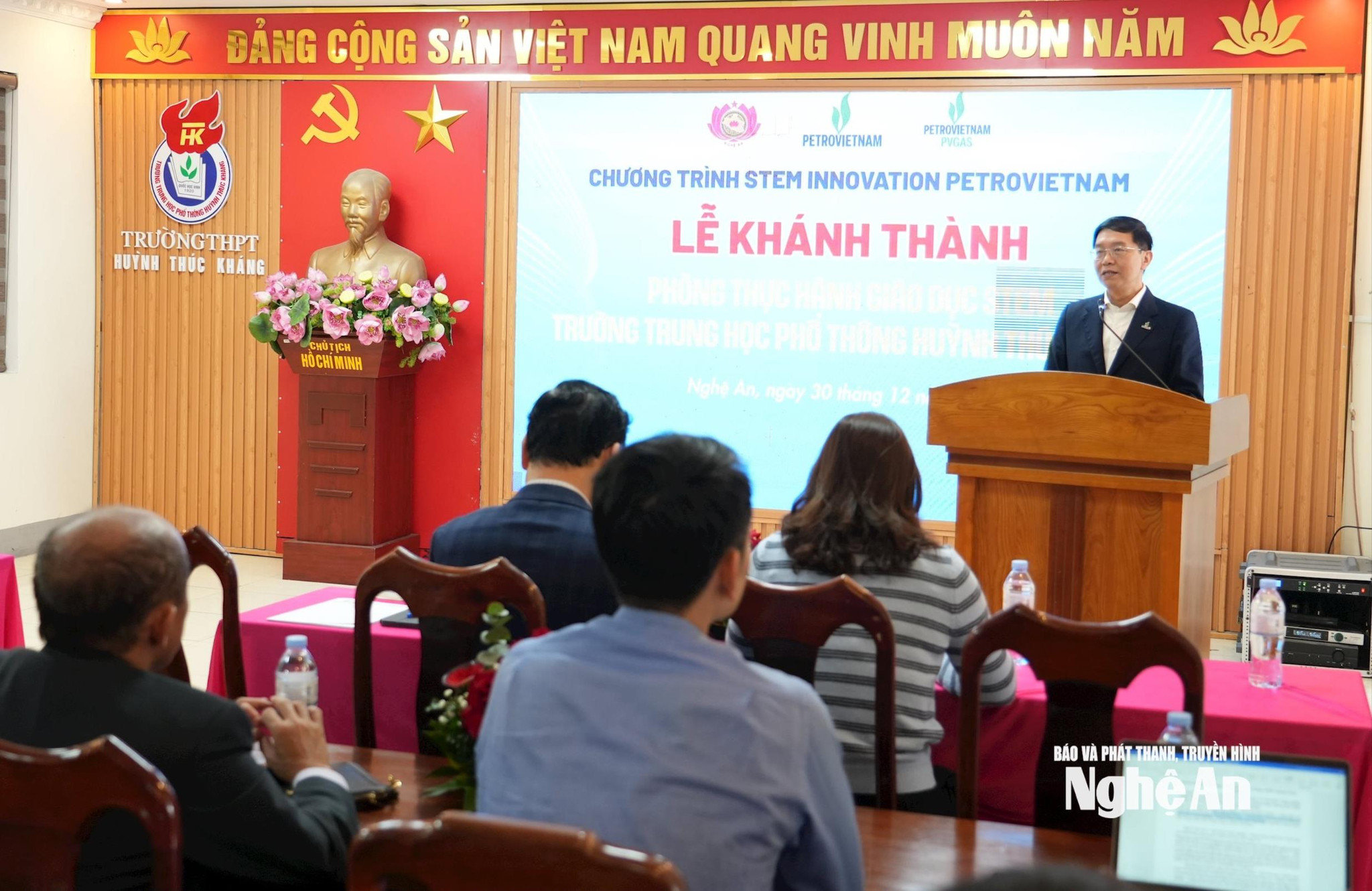 bna_anh-my-ha2(1).jpg