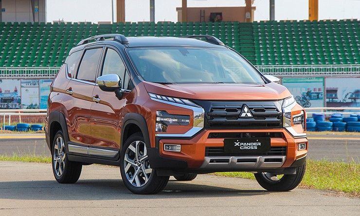 Thiết kế đầu xe Mitsubishi Xpander Cross