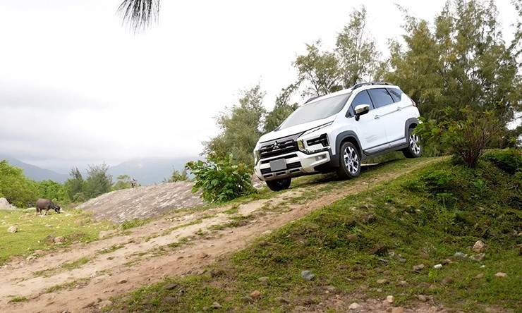 Đánh giá tổng thể Mitsubishi Xpander Cross 2025