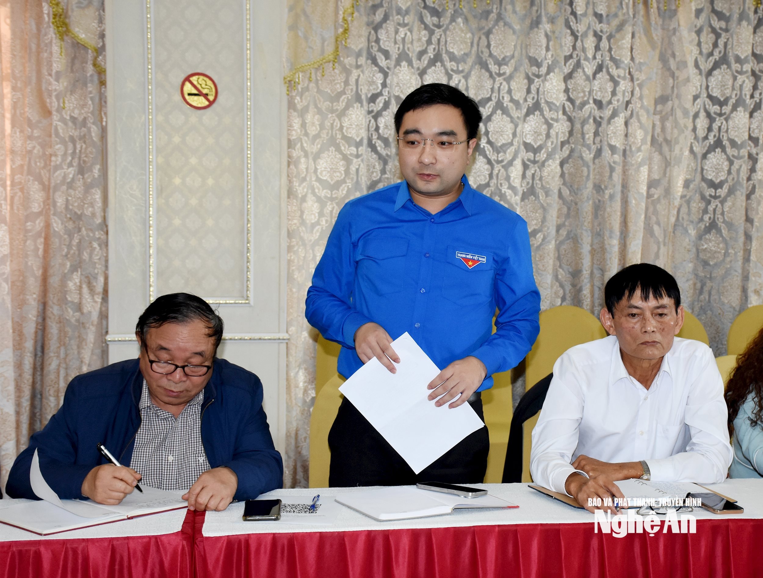 3 διπλωματικές