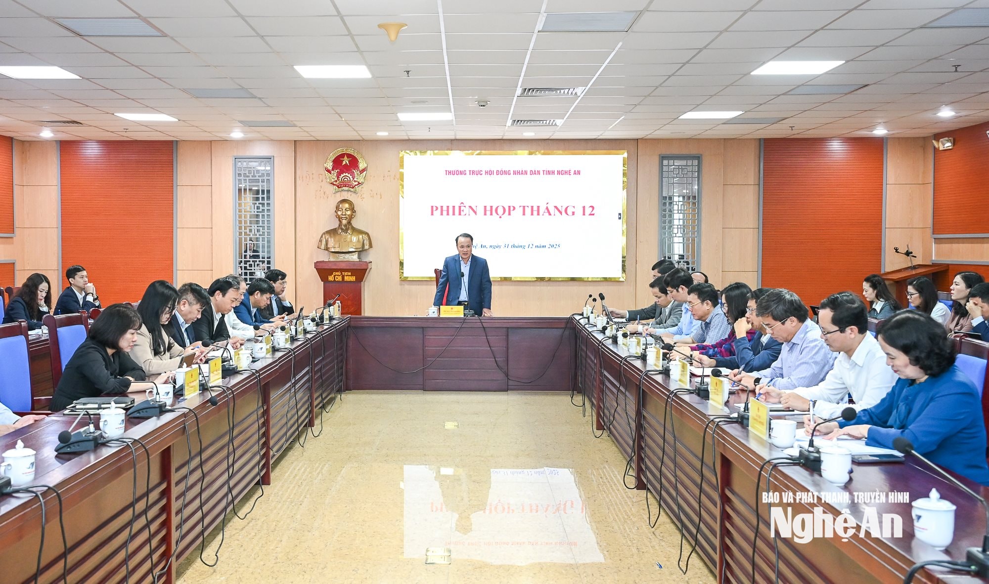 HĐN tỉnh họp tháng 12-8