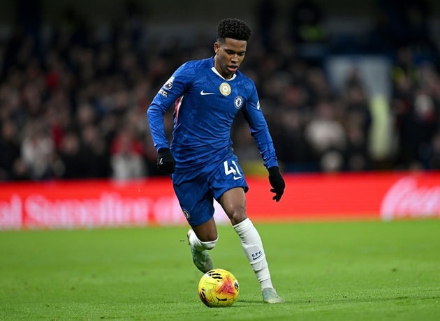 Estevao (6,6/10): Estevao là mối đe dọa lớn cho hàng thủ Bournemouth.