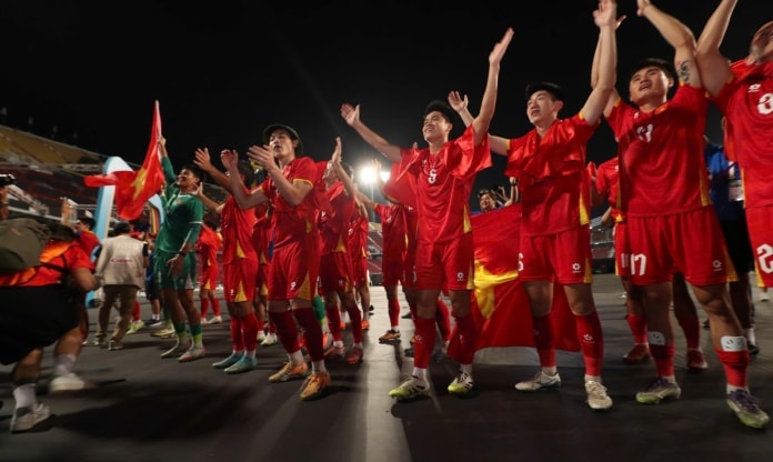 Báo chí Indonesia thừa nhận bóng đá Việt Nam là chuẩn mực của khu vực