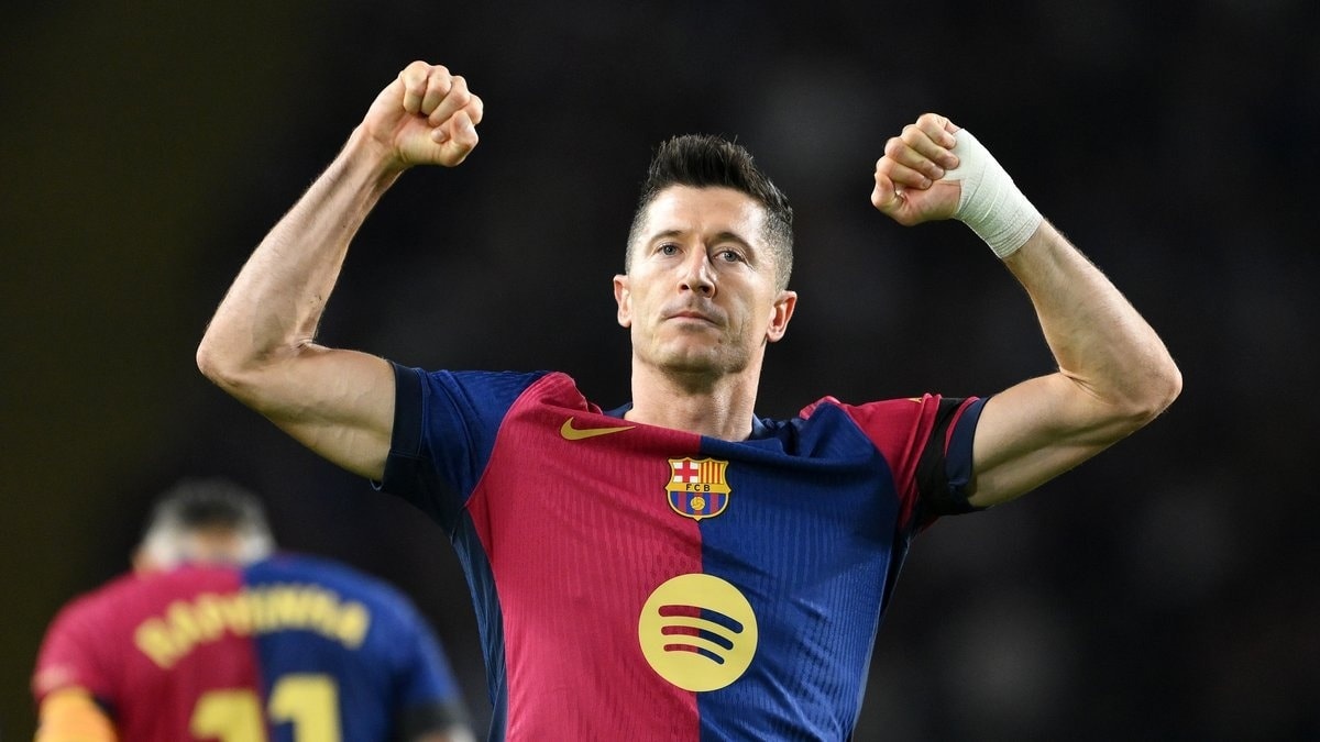 Lewandowski tự do tìm bến đỗ mới