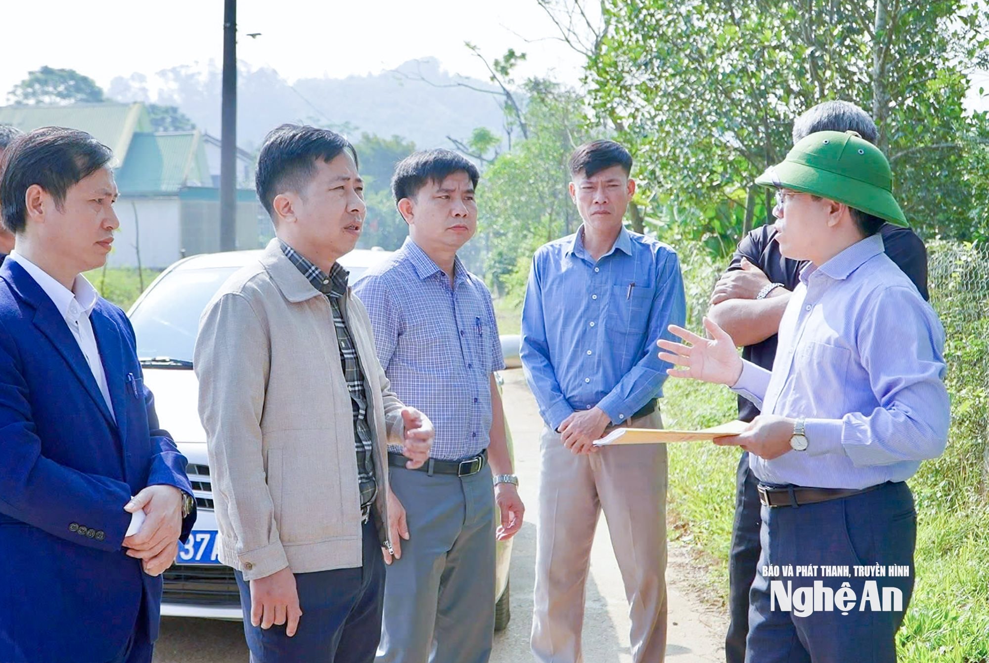  cán bộ xã Tân Kỳ...