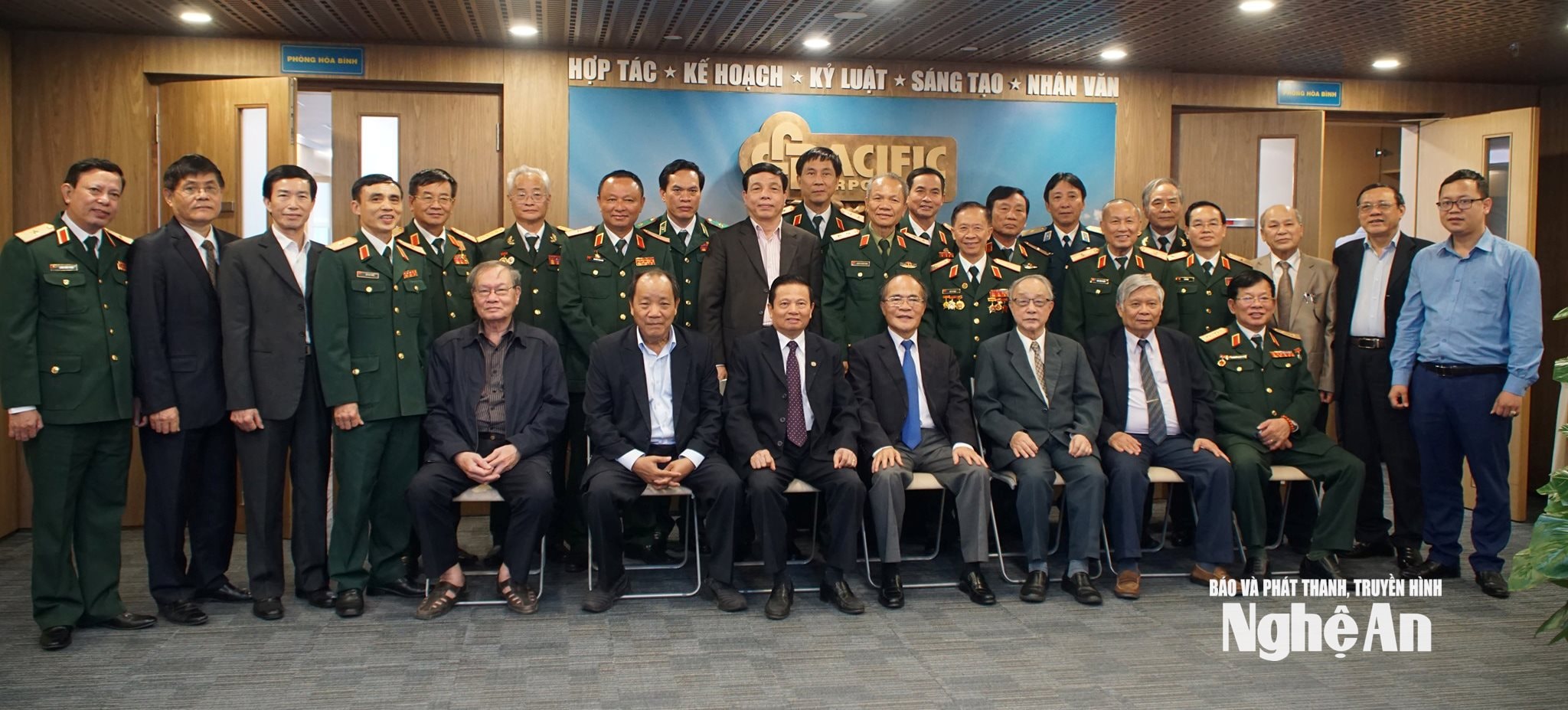 HĐH TỔ CHỨC GẶP MẶT TƯỚNG LĨNH NGƯỜI NGHỆ AN TẠI HN