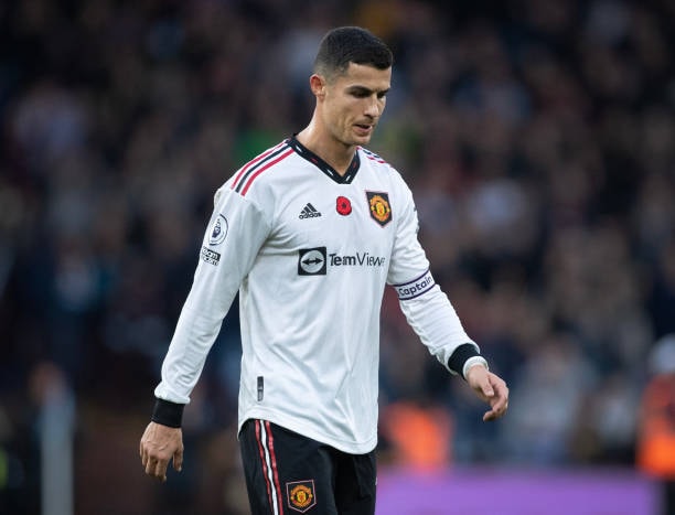 Cristiano Ronaldo rời Manchester United sau những mâu thuẫn với Ban lãnh đạo và HLV Erik Ten Hag.