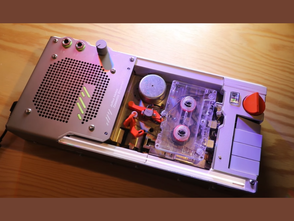 Máy phát nhạc cassette analog hỗ trợ Bluetooth do Julius Makes YT chế tạo