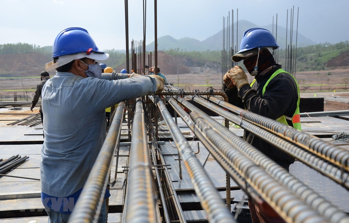 Giá thép hôm nay 5/1 Thép cây giảm trên sàn giao dịch